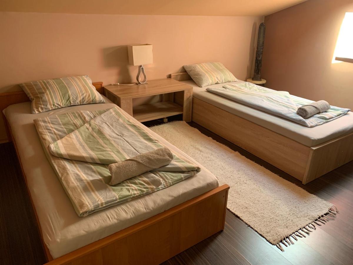 Apartman Pláza *